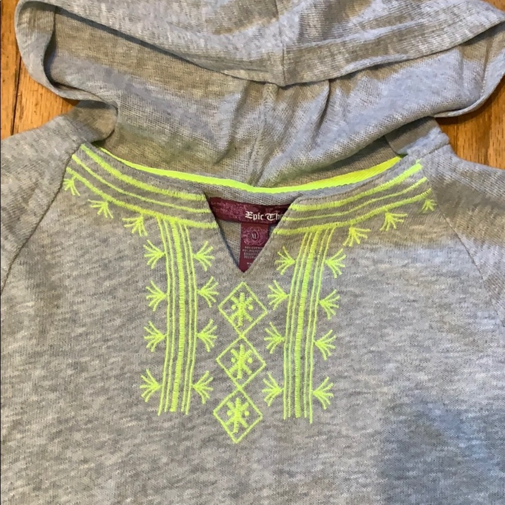 Epic Threads Light Pullover - Picture 2 of 12